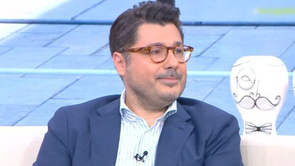 Λάμπρος Κωνσταντάρας