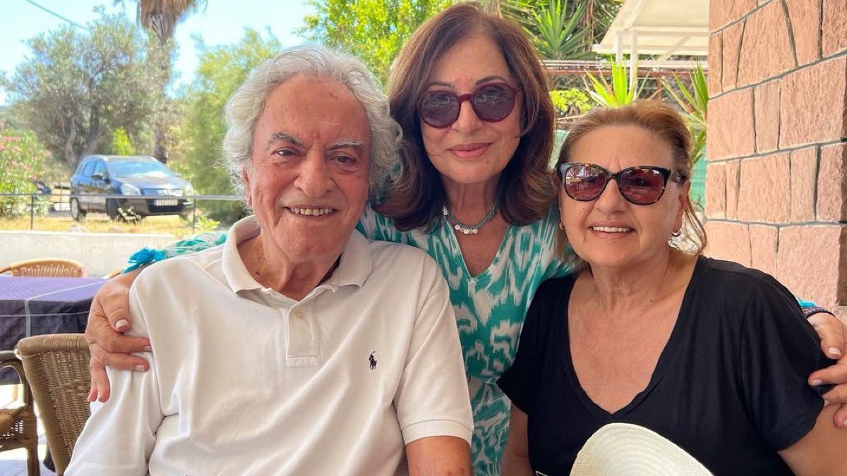 Χάρις Αλεξίου, Αχιλλέας Θεοφίλου και σύντροφος