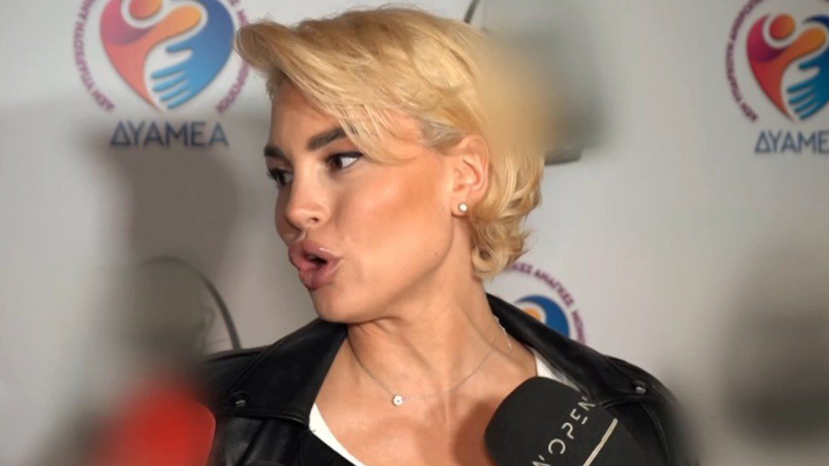 Η Αλεξάνδρα Παναγιώταρου στις τηλεοπτικές κάμερες