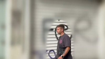 Ο Αλέξανδρος Κοψιάλης λίγο πριν φτάσει στο δικαστήριο