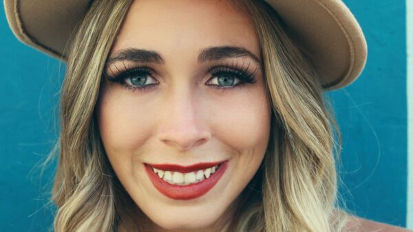 Κορίτσι καλοκαίρι