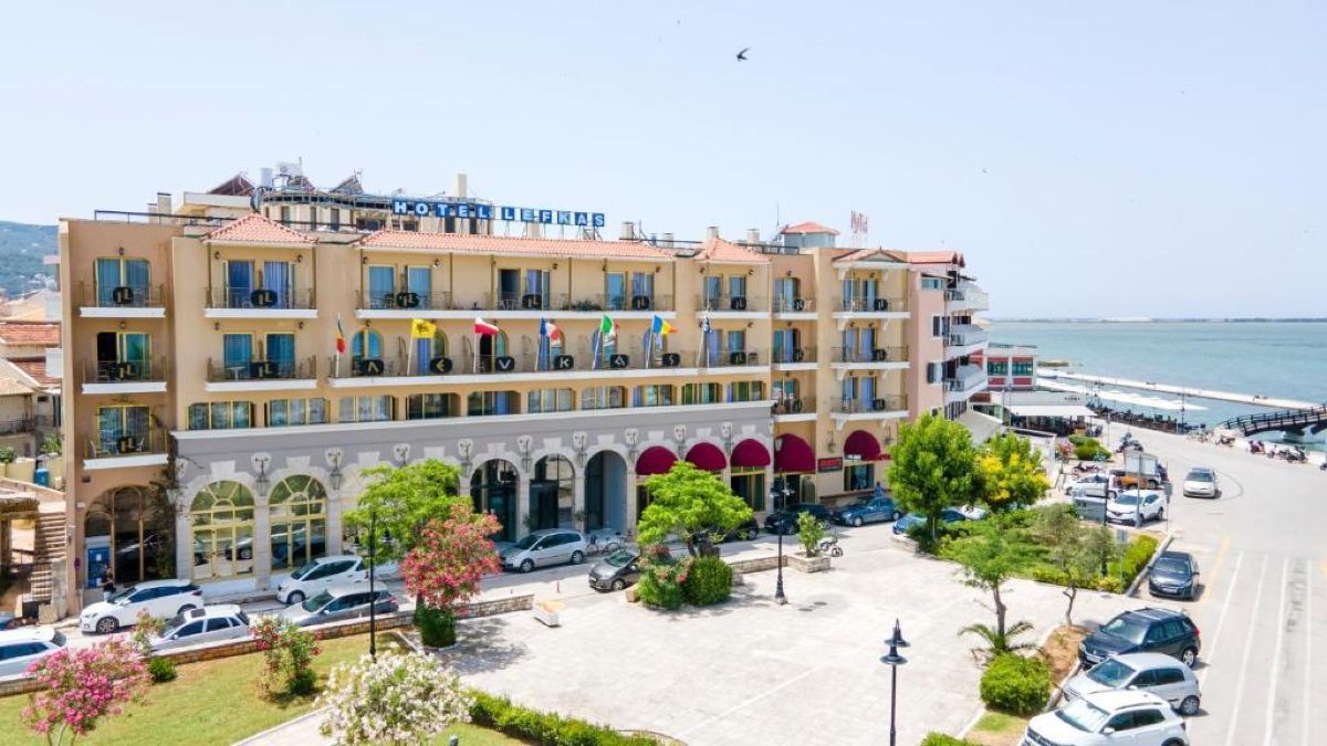 lefkas hotel