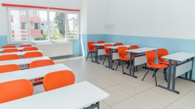 Μια αίθουσα σχολείου