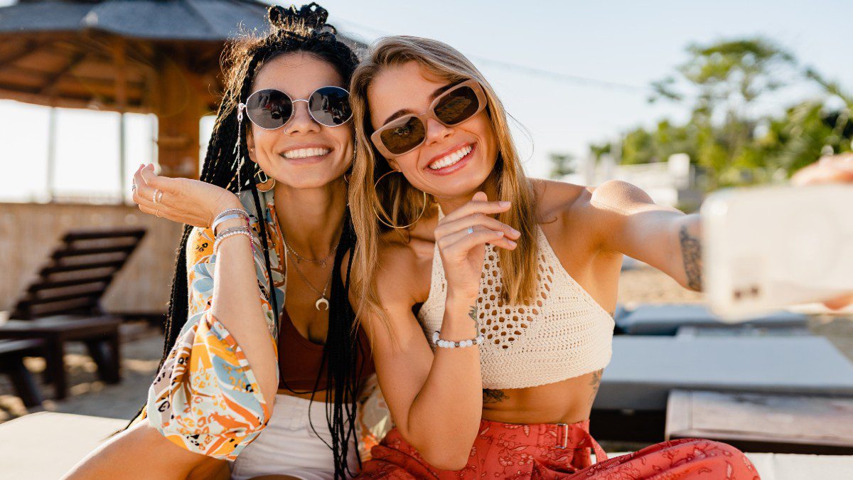 Γυναίκες στην παραλία