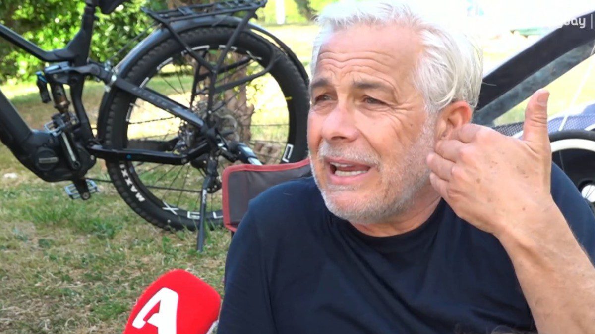 Ο Χάρης Χριστόπουλος στην κάμερα του Happy Day