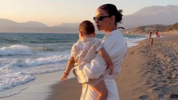 Ελένη Φουρέιρα γιος