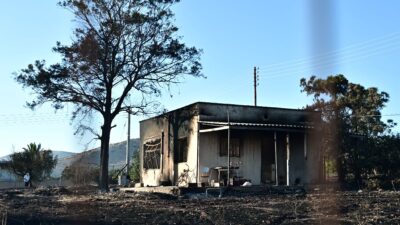 Πυρκαγιά Παλαιά Φώκαια