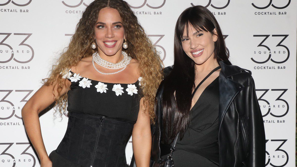 Κατερίνα Στικούδη, Έλενα Τσαγκρινού