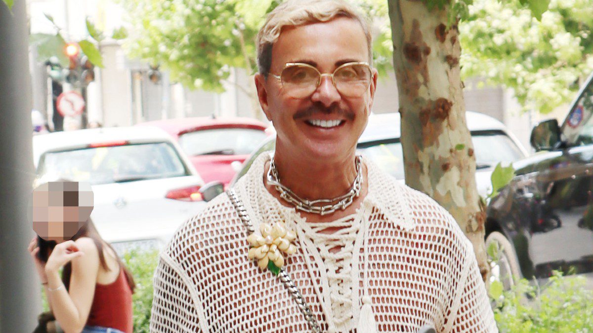 Λάκης Γαβαλάς