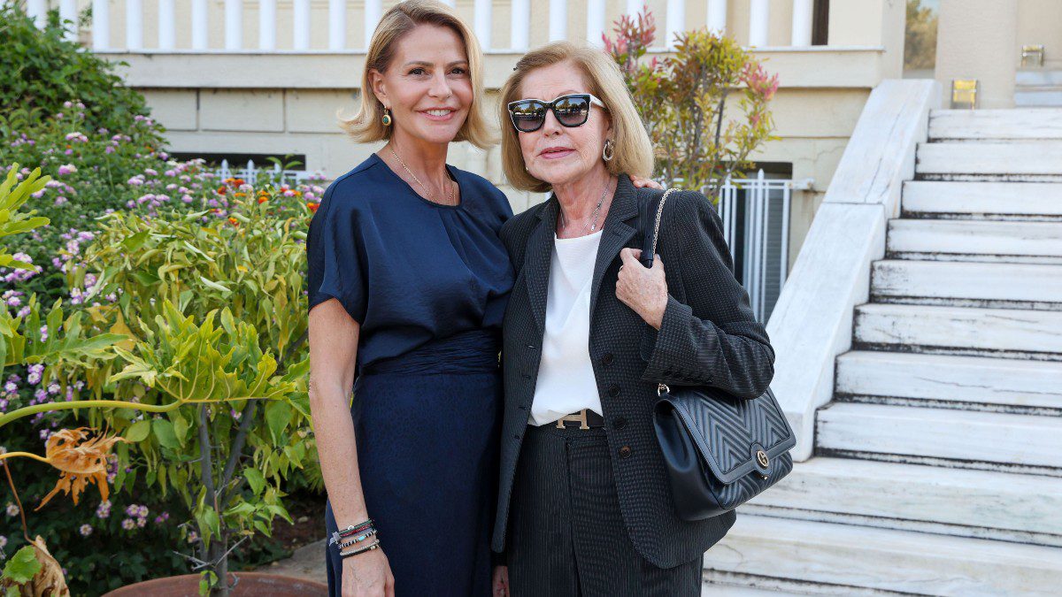 Τζένη Μπαλατσινού, Σόνια Χριστοδούλου