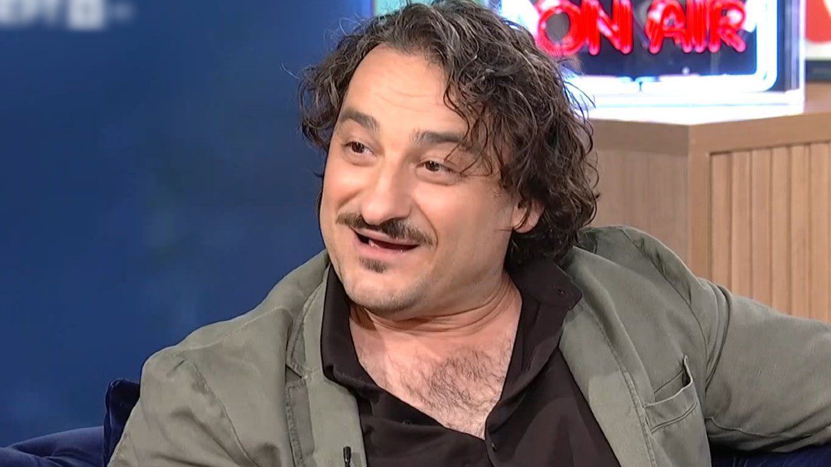 Βασίλης Χαραλαμπόπουλος