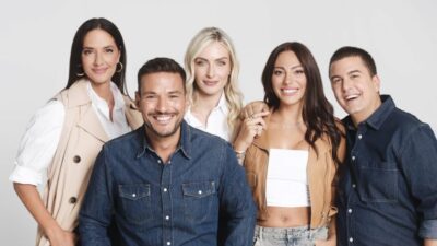 Ο Κώστας Τσουρός και οι συνεργάτες του στο Ακόμα δεν είδες τίποτα