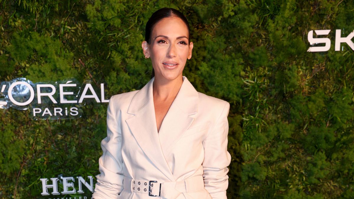 Η Ανθή Βούλγαρη σε δημόσια εμφάνισή της