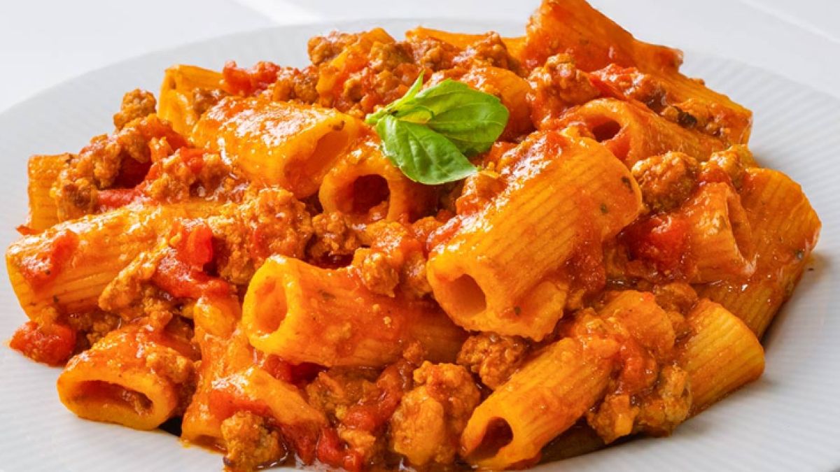 Ριγκατόνι με κιμα