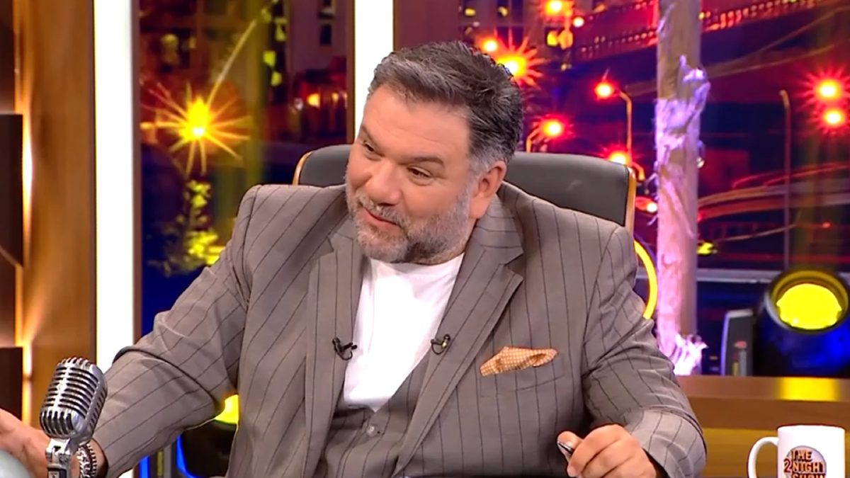 Ο Γρηγόρης Αρναούτογλου στο The 2night Show