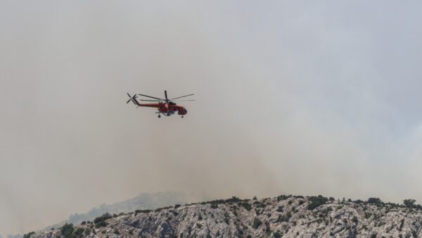 Ελικόπτερο πυροσβεστικής
