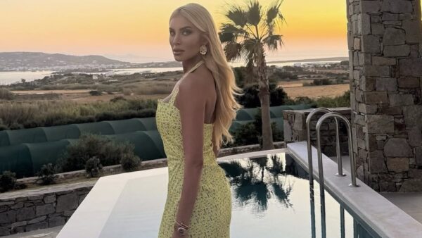 Η Κατερίνα Καινούργιου στην Πάρο