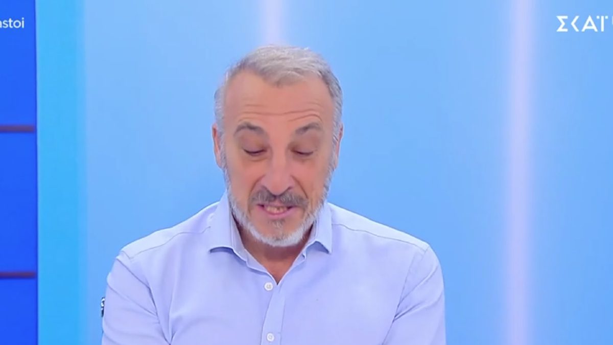 Ο Μίνως Μάτσας στο πλατό των Αταίριαστων