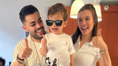 Η Λάουρα Νάργες και ο Χρήστος Σαντικάκι με τον γιο τους