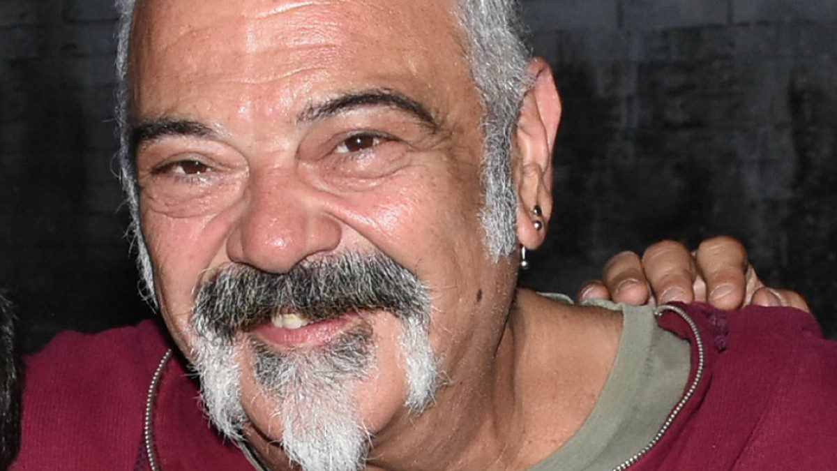 Ο Στηβ Ντούζος σε δημόσια εμφάνισή του