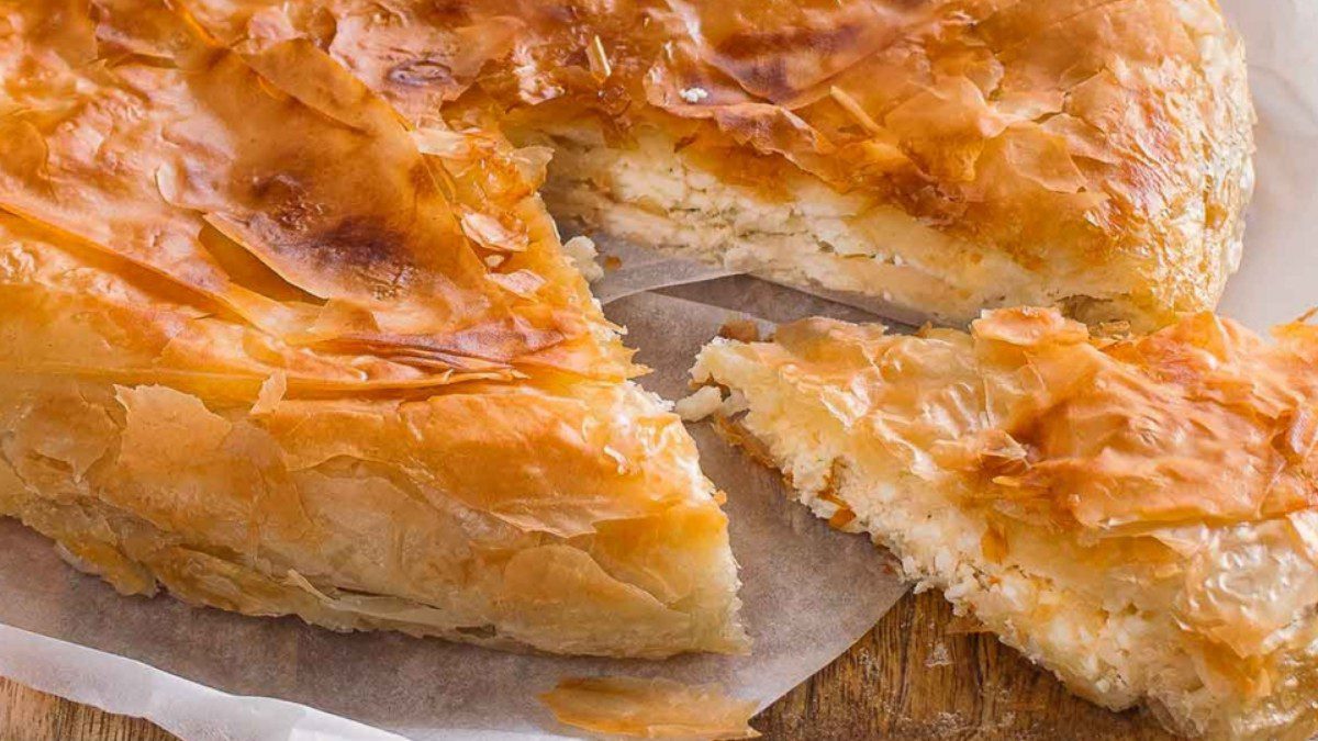 Τυρόπιτα τηγανιτή