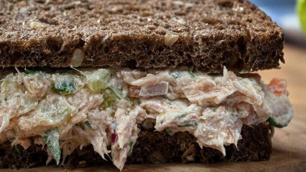 Τονοσαλάτα