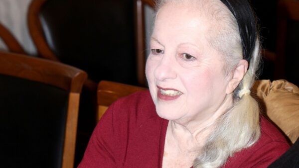 Η Ελένη Γερασιμίδου σε δημόσια έξοδό της