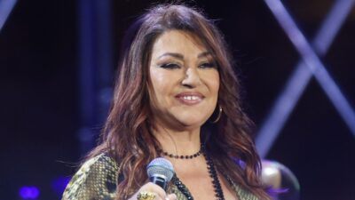 Η Καίτη Γαρμπή σε συναυλία της