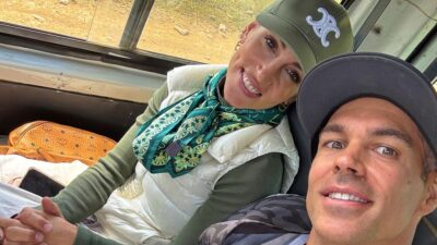 Ο Μπρούνο Τσερέλα με την Αθηνά Οικονομάκου στην Αφρική