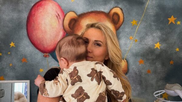 Η Φωτεινή Πετρογιάννη και ο γιος της