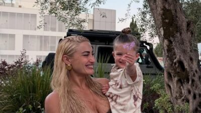 Η Ιωάννα Τούνη με τον γιο της, Πάρη