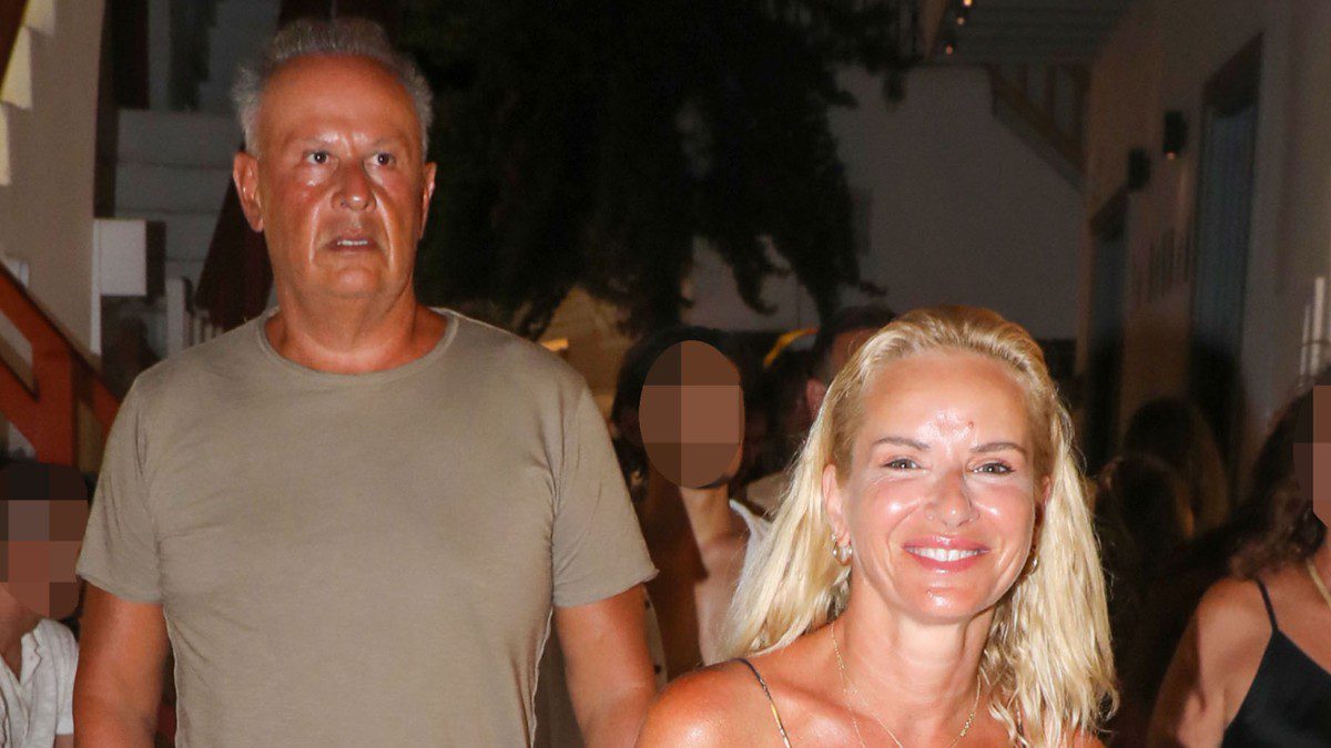 Η Μαρία Μπεκατώρου και ο Αντώνης Αλεβιζόπουλος στη Μύκονο