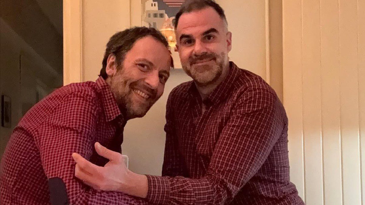 O Αύγουστος Κορτώ με το σύζυγό του