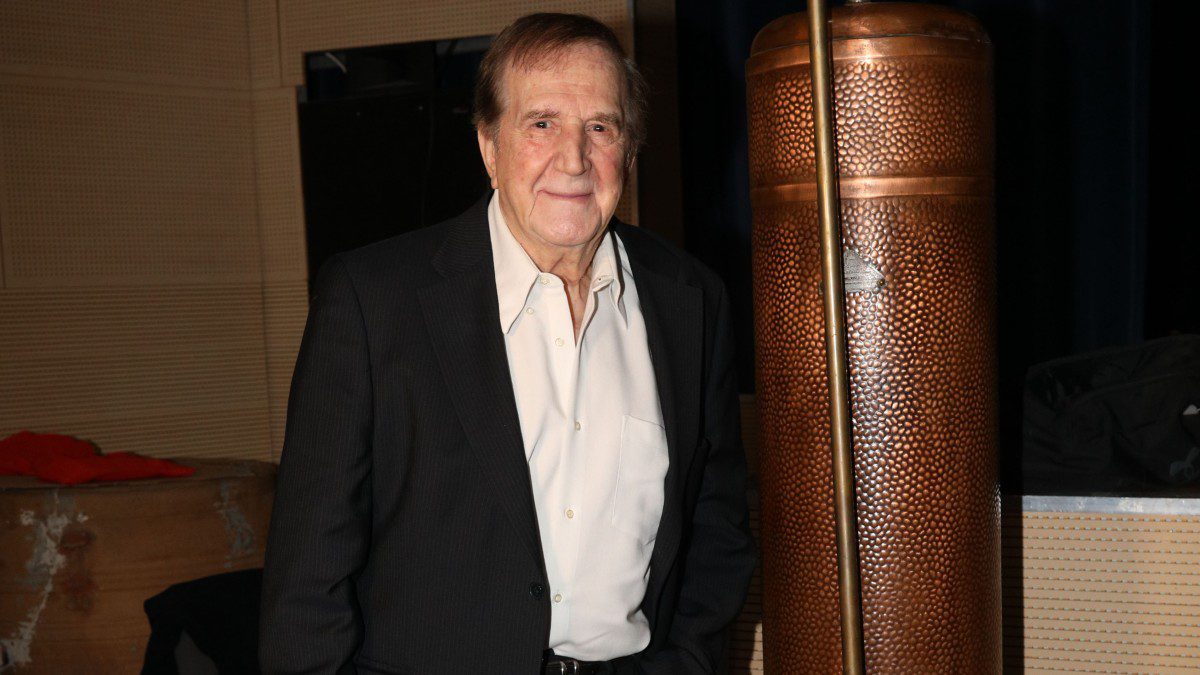 Γιώργος Κωνσταντίνου