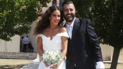 Η Κατερίνα Στικούδη και ο Βαγγέλης Σερίφης στο γάμο τους