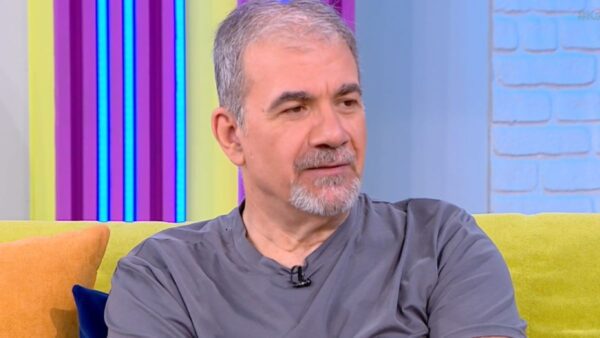 Ο Δημήτρης Σταρόβας στο Καλοκαίρι Παρέα