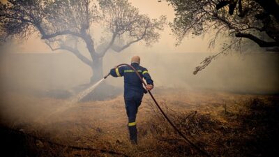 Φωτιά στην Κερατέα