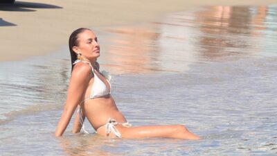 Η Κατερίνα Δαλάκα στη Μύκονο