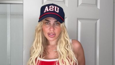 Η Κόνι Μεταξά