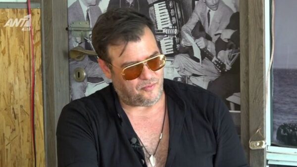 Ο Λάμπης Λιβιεράτος στην κάμερα του Καλοκαίρι Παρέα