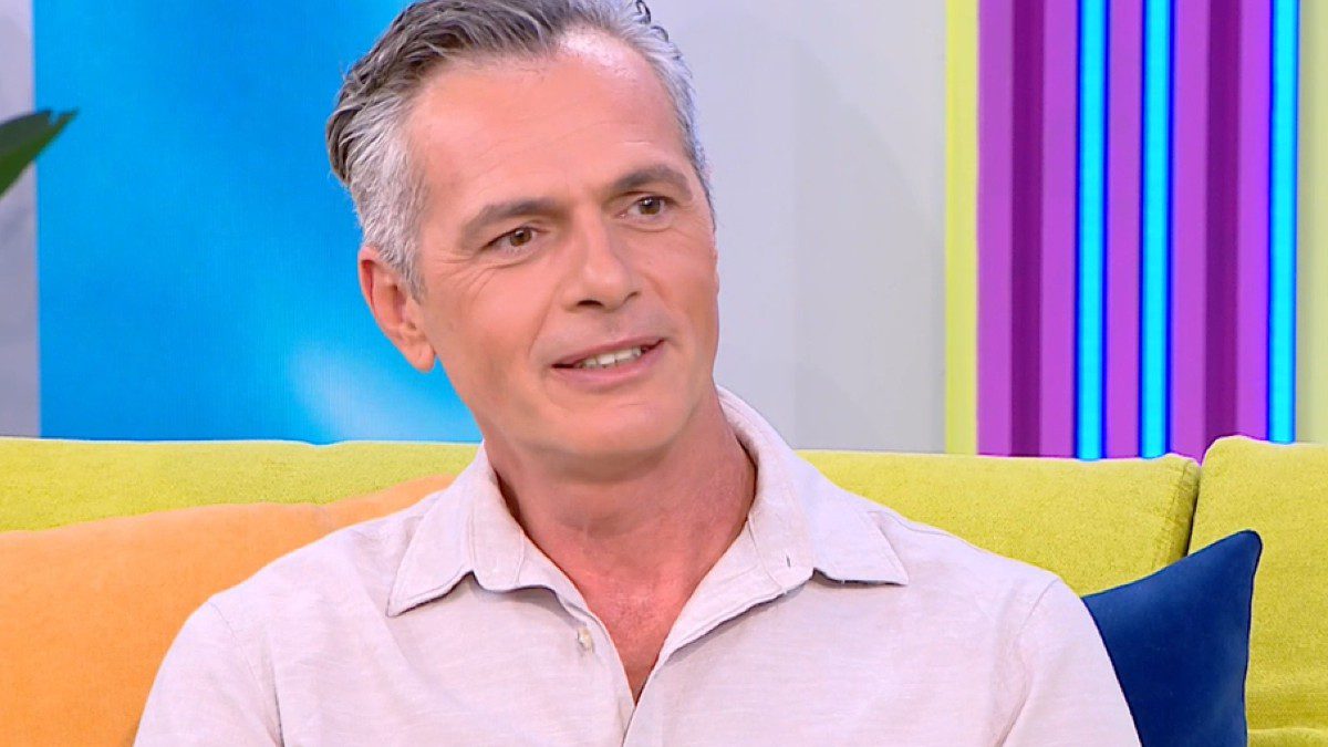 Ο Μάριος Αθανασίου στο Καλοκαίρι Παρέα