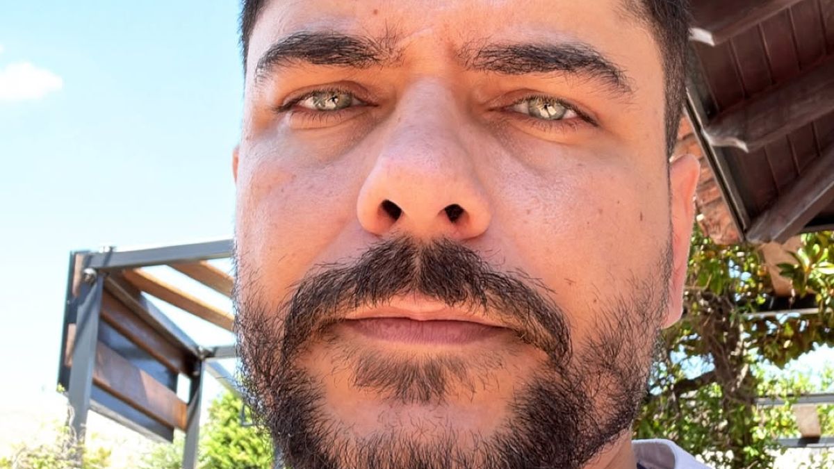 Ο Τίμος Ζαχαράτος στο Instagram