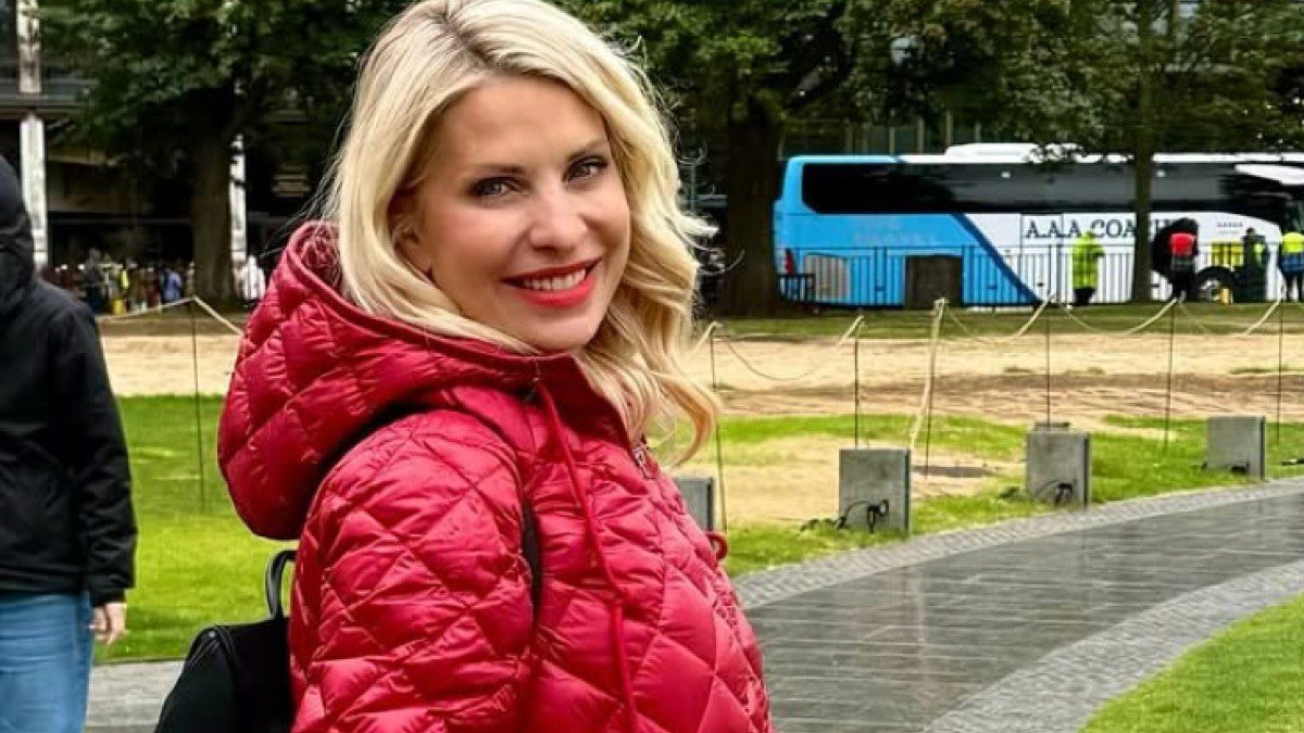 Η Ελένη Μενεγάκη στη Σκωτία