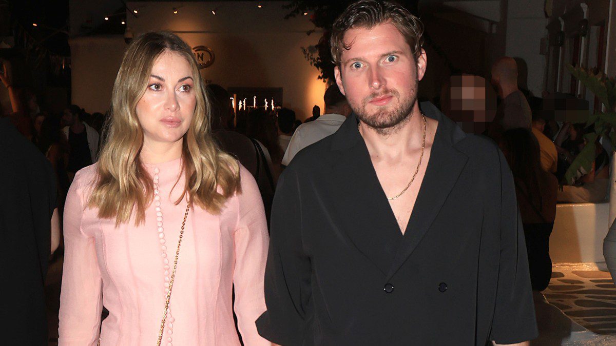 Τάμτα Μαστοράκη, Χρήστος Μπέζας