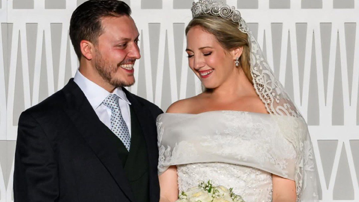 Θεοδώρα Ντε Γκρες Μάθιου Κουμάρ