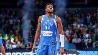 Ο Γιάννης Αντετοκούνμπο