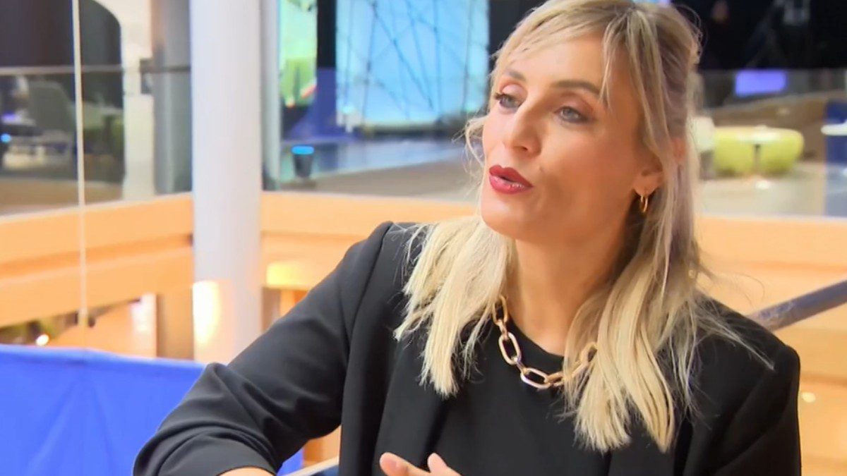 Ελεονώρα Μελέτη στο Happy Day