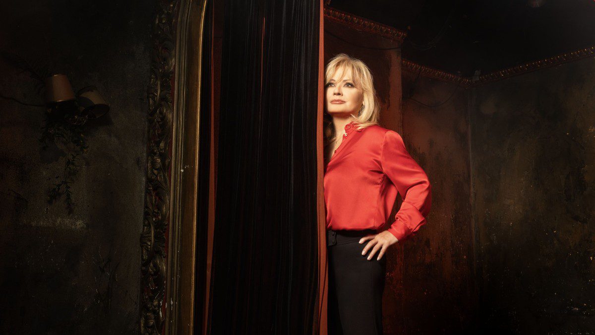 Φως στο τούνελ Αγγελική Νικολούλη