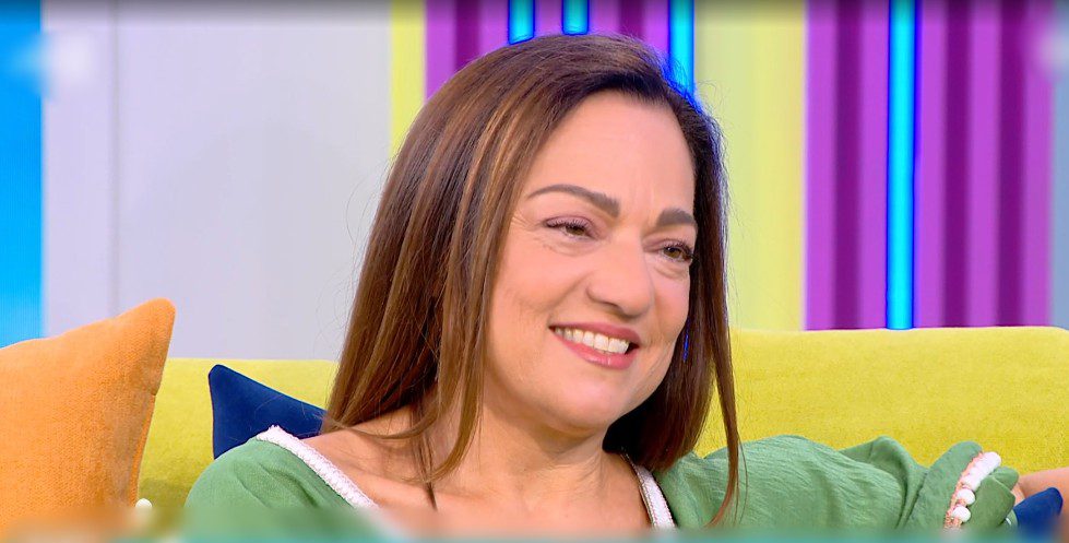 H Ελένη Καρακάση στο Καλοκαίρι Παρέα