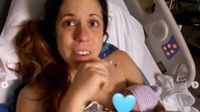 Η Κατερίνα Στεφανίδη με το μωρό της